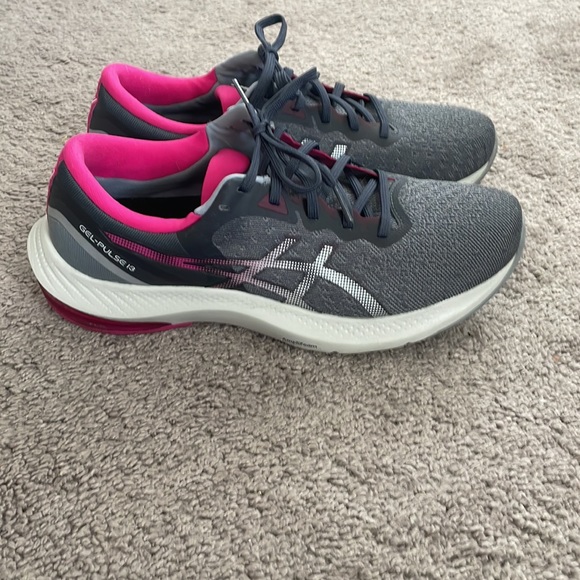 ASICS Gel-Pulse 13 Women’s running shoes — size 9.5 - Picture 4 of 13